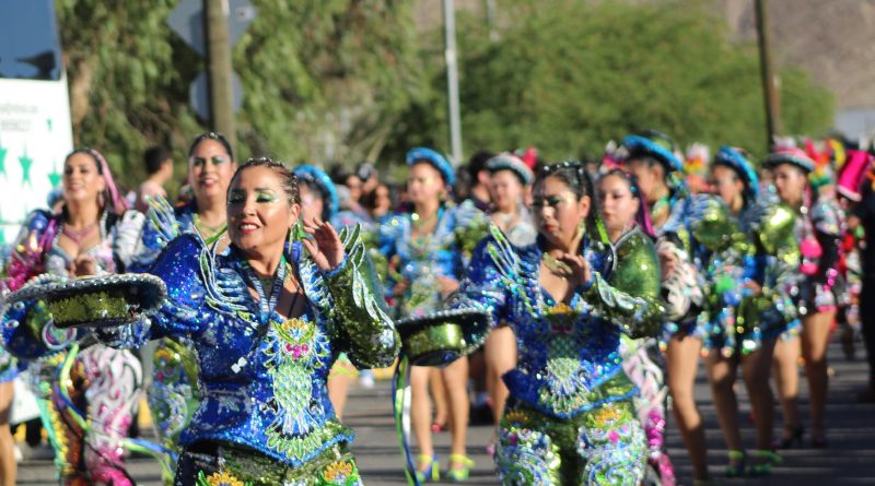 Carnaval Multicultural “Kellollampu 2024” llenó a Tierra Amarilla de música, colores y juventud